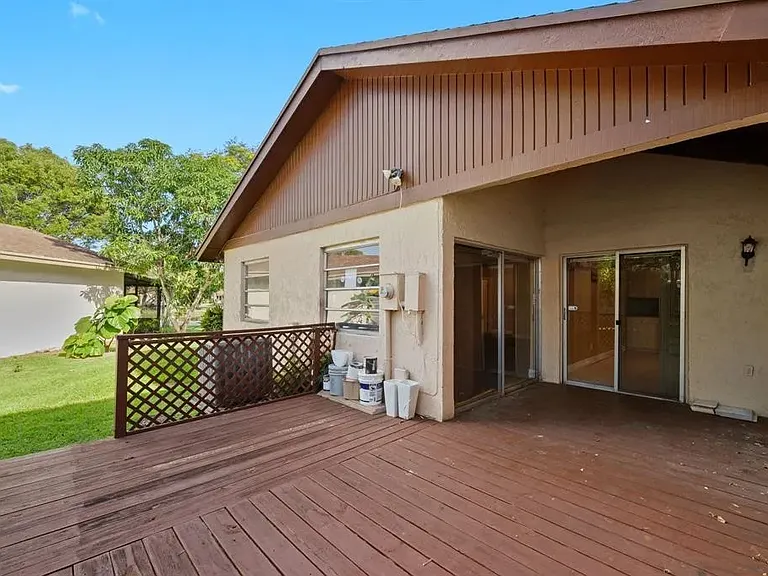 2229 Nova Village Dr — Photo 2