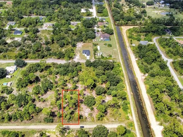 1717 Calvin AVE, LEHIGH ACRES, FL 33972