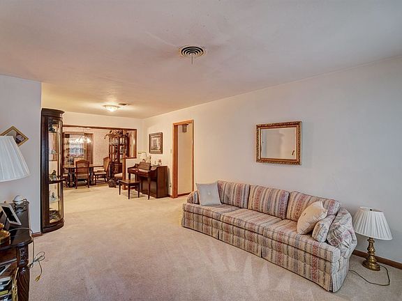2nd image of 3805 NW Ferris Ave