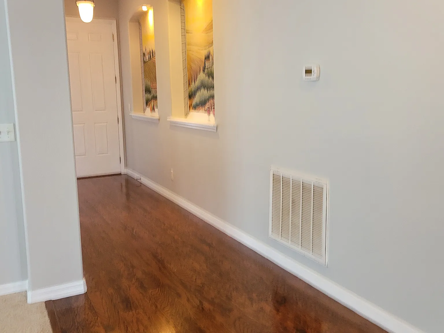 4 bed, 2.5 bath, 2538 sqft, $3,050 — Photo 2