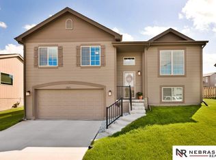 13927 Iowa St, Omaha, NE 68142