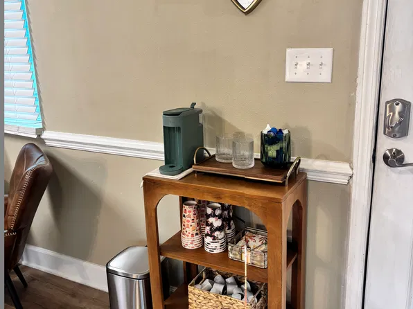 Brookhaven Apartments
