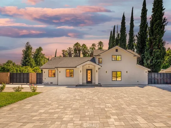 17800 Raymer St, Northridge, CA 91325