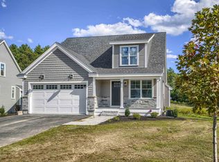 10 Shetland Rd, Londonderry, NH 03053