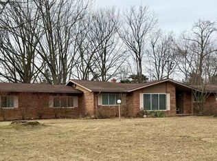5531 Sugar Bush Ln, Flint, MI 48532