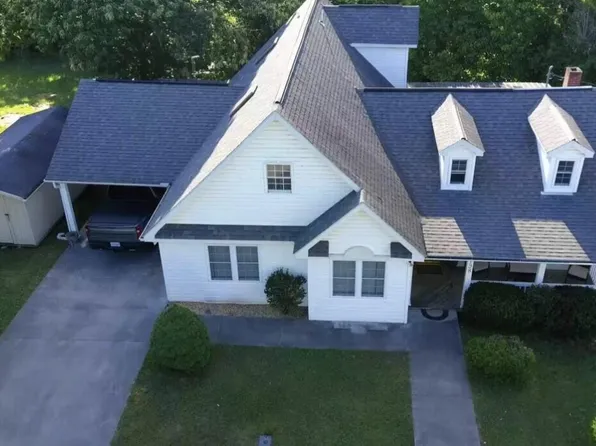 138 Luttie Banner Dr, Castlewood, VA 24224