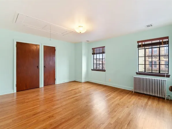 2314 Palisade Avenue image 21 of 49