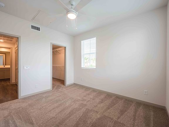 4th image of 3065 Village At The Park Dr #109