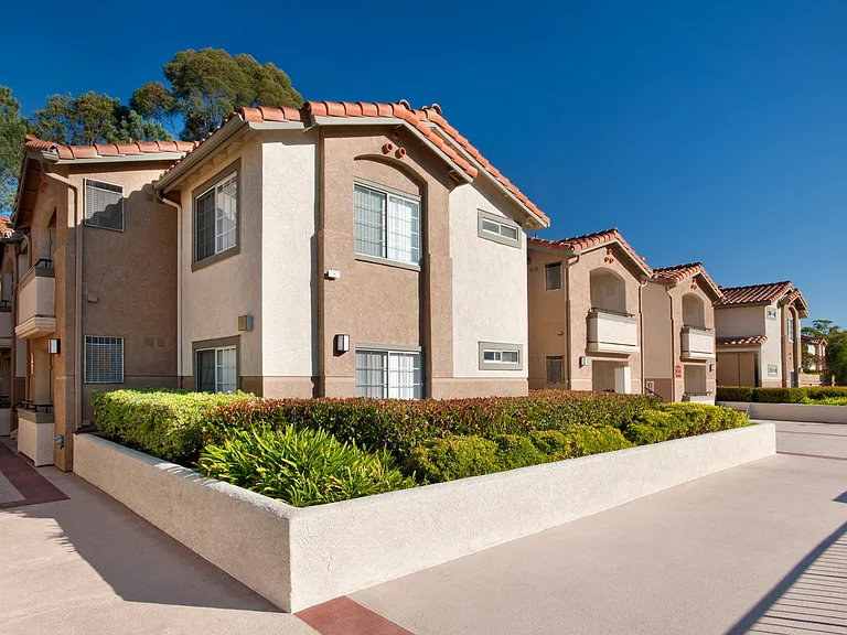 Solazzo Apartment Homes — Photo 13