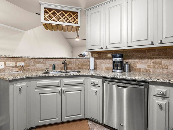 5th image of 1628 Lobdell Ave