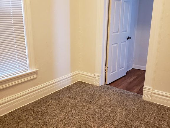 2nd image of 737 W 1st Ave
