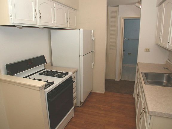 4th image of 1475 Rebecca Dr APT 205