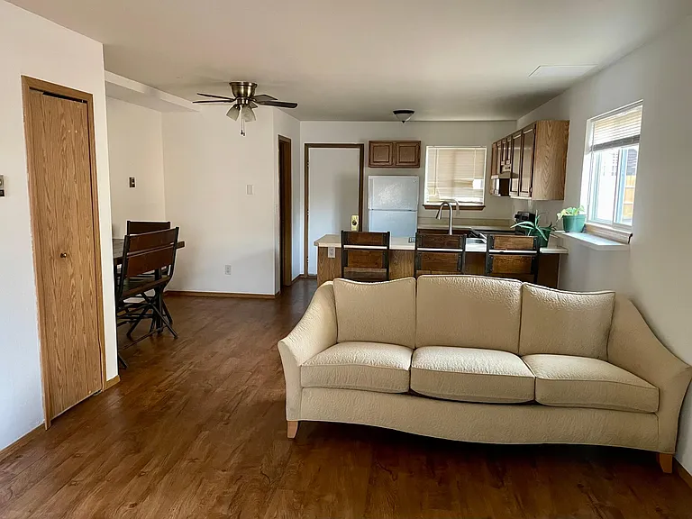 1295 Vondelpark Dr #D — Photo 5
