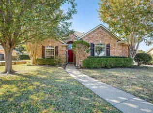 7123 Holden Dr, Rockwall, TX 75087