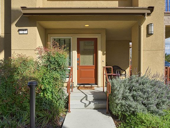 3rd image of 1315 Venturi Dr #2