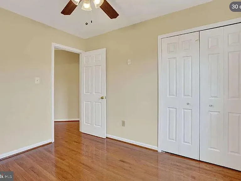 7427 Salford Ct — Photo 30