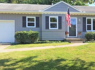 4615 W 54th Ter, Roeland Park, KS 66205
