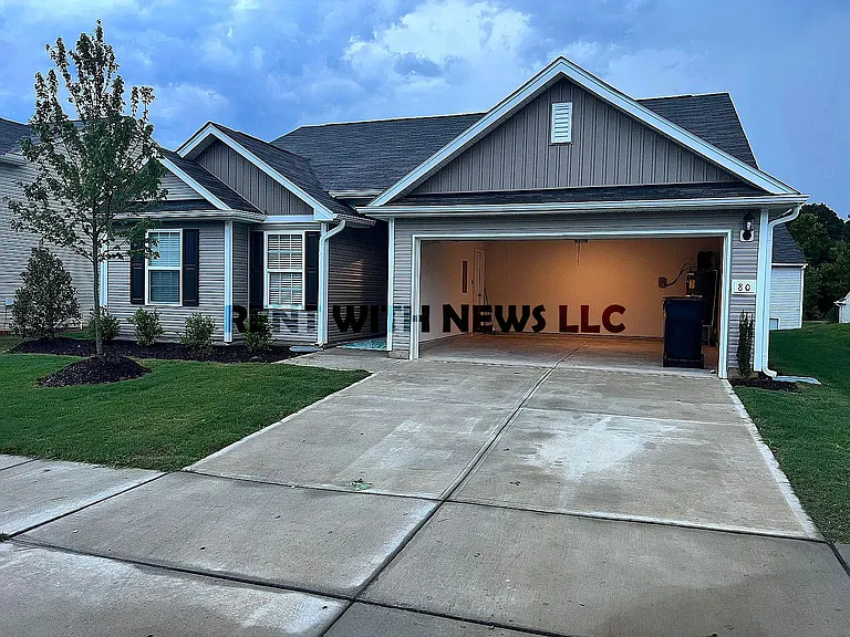80 Shallow Dr — Photo 2