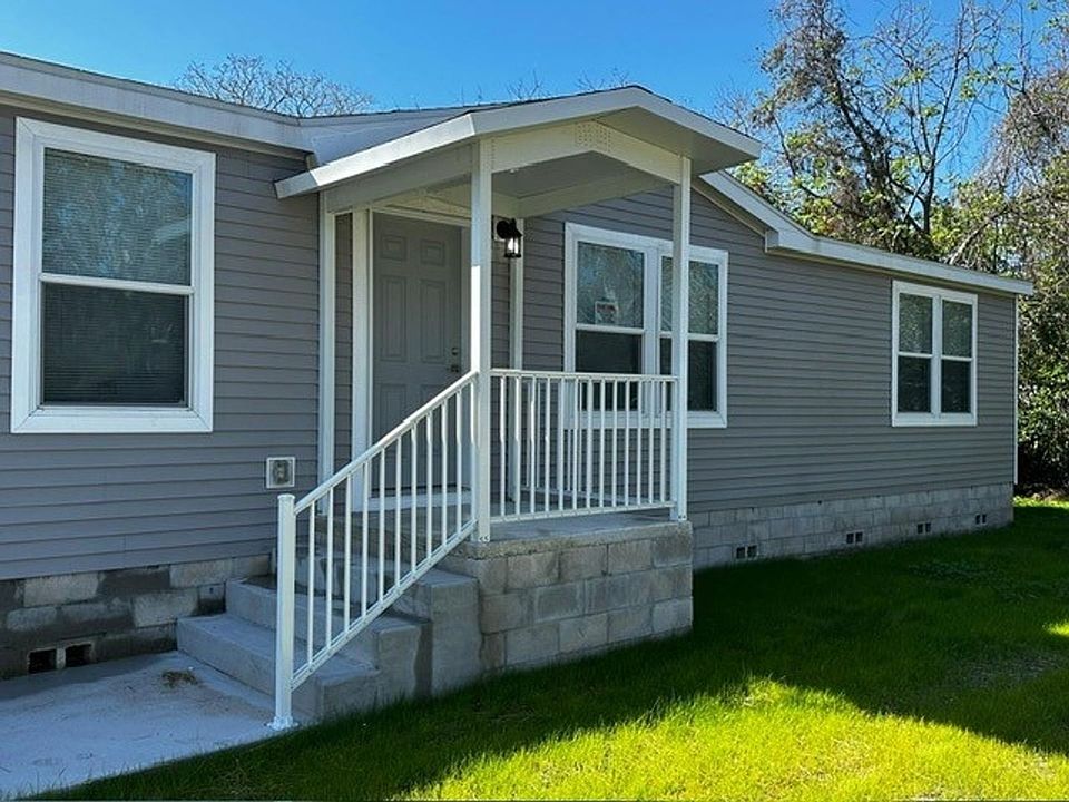 1st image of 15591 Charmwood Dr