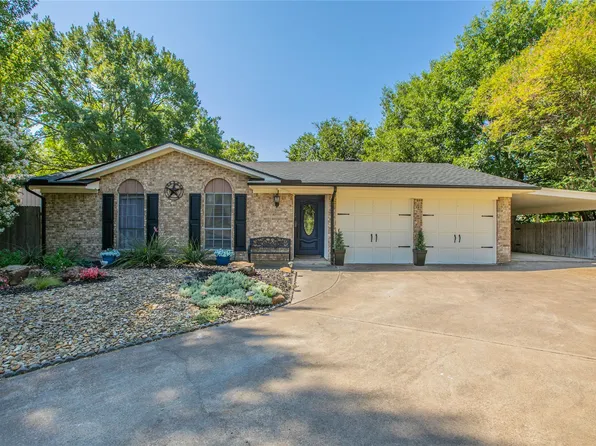 4208 Shipley Ct, Benbrook, TX 76116