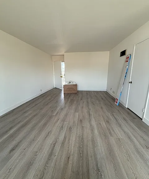 1260 E Washington Ave #8 — Photo 6
