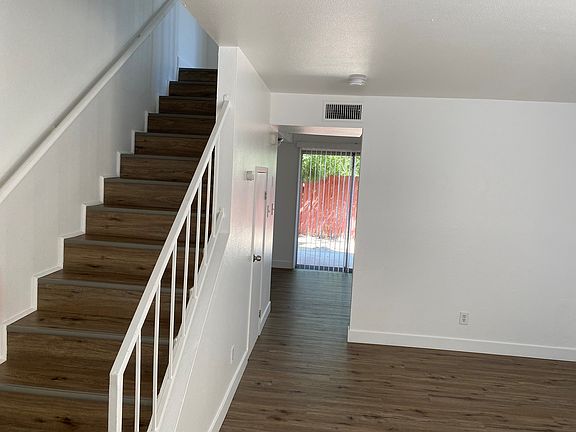 4th image of 4160 Parker Ave APT D