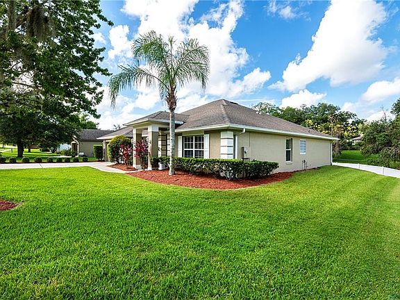 3rd image of 524 Hearthglen Blvd