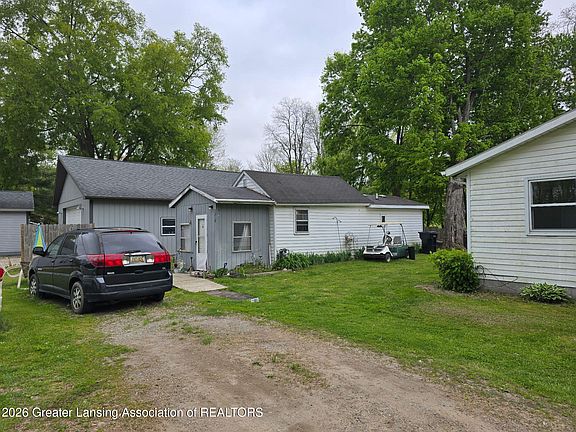 2nd image of 5214 Thornapple Lake Rd