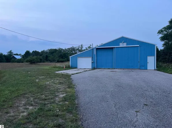 4700 W Empire Hwy, Empire, MI 49630