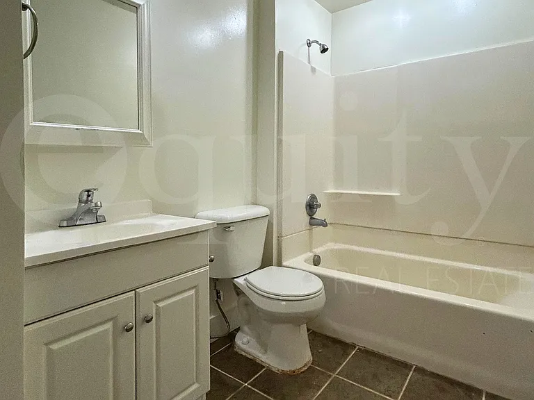 8045 N Plum Creek Dr #4 — Photo 31