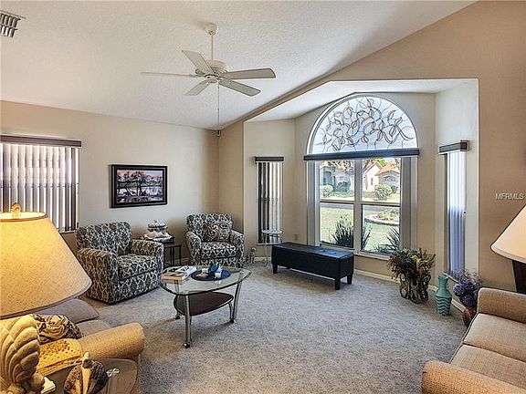 3rd image of 6046 Crane Dr