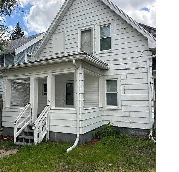 746 Spencer St — Photo 14