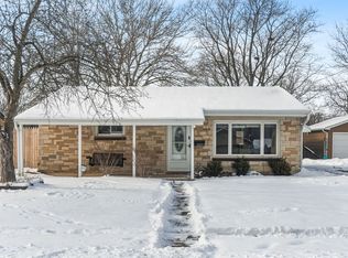 3322 Gilead Ave, Zion, IL