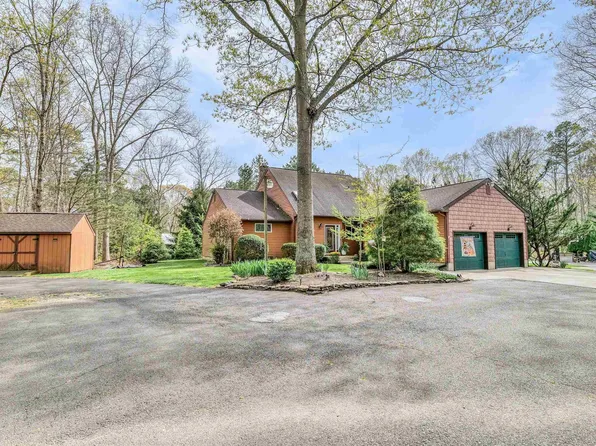 171 Asbury Rd, Egg Harbor Township, NJ 08234