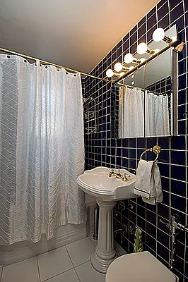 Rented by M.Woods & Associates | media 6