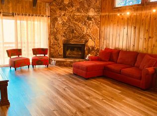 27733 N Bay Rd, Lake Arrowhead, CA 92352