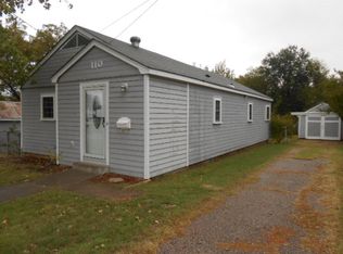 110 R St SW, Ardmore, OK 73401