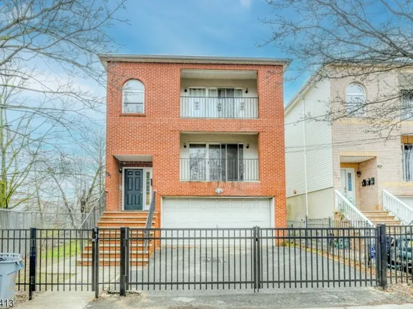 131 Schley St, Newark City, NJ 07112
