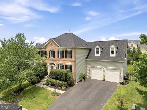 21054 Hooded Crow Dr, Leesburg, VA 20175