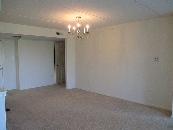4th image of 390 Western Ave #407