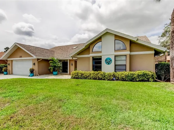 1119 Huntington Ln, Safety Harbor, FL 34695