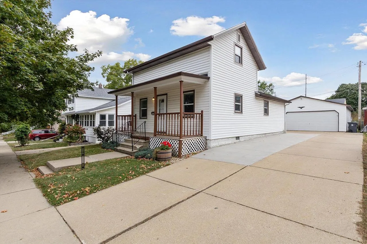 1013 12th Avenue photo 1