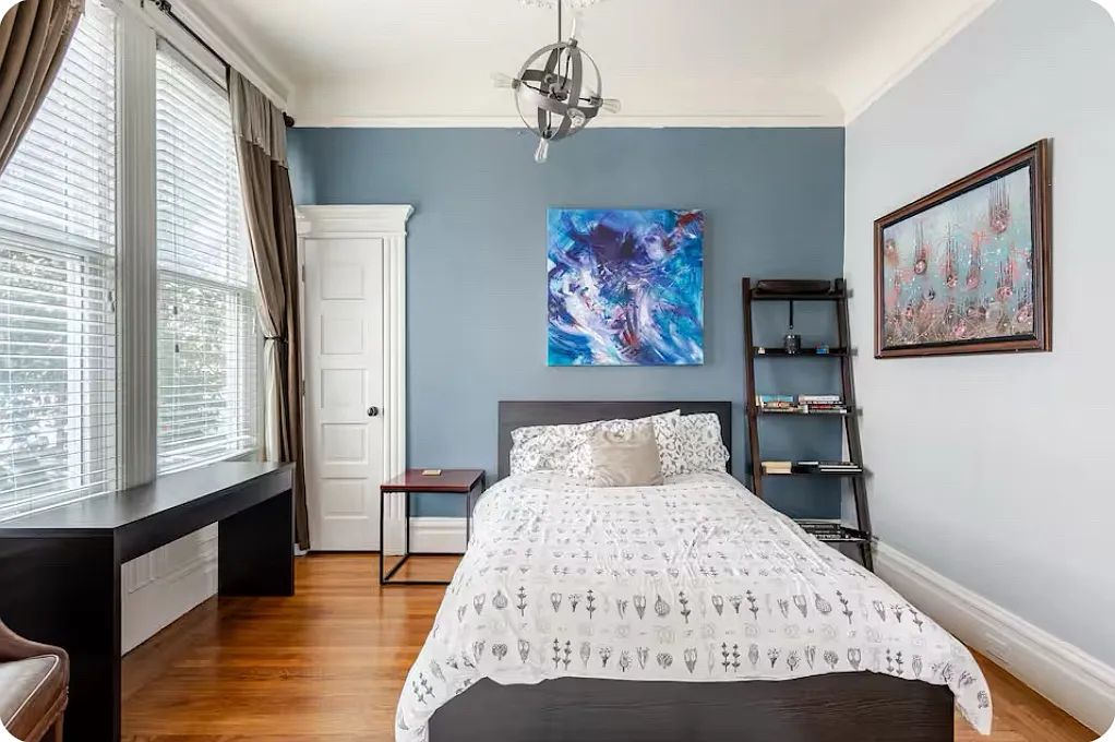 2 bed, 1247 sqft, $7,450 — Photo 4