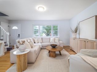 23 Lincoln St, Elmont, NY 11003