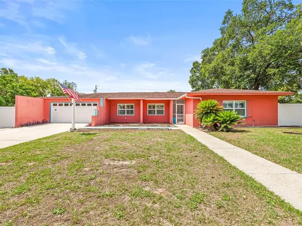 603 Royal Crest Dr, Brandon, FL 33511