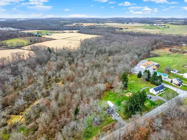 122 Leggens Ln, Saxonburg, PA 16056