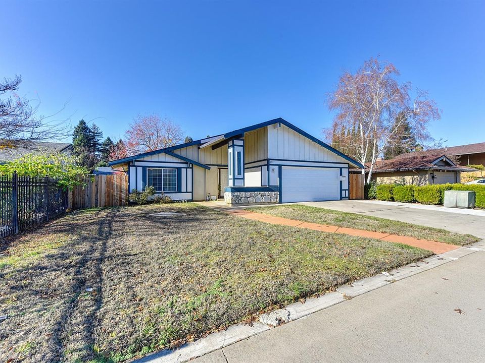 1st image of 2937 Camarillo Dr