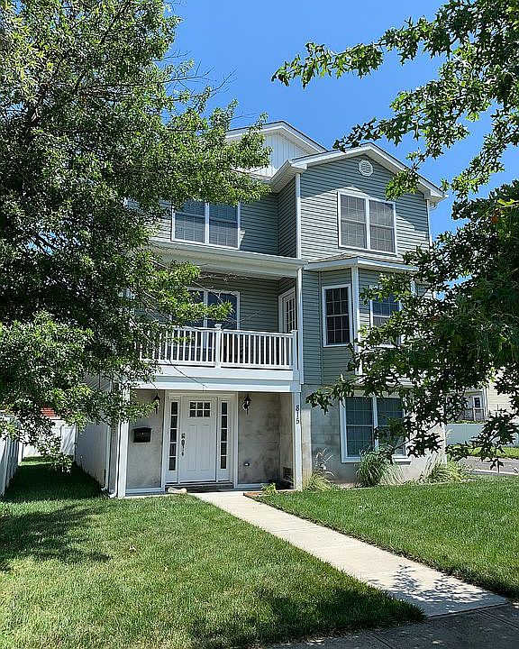 1st image of 815 Edmunds Ave