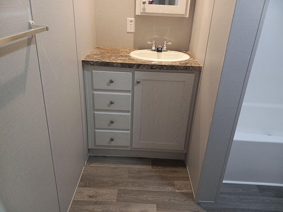 5th image of 139 Birch Ct #139