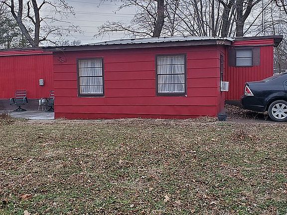 2nd image of 133 Lakeview